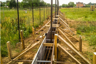 Заборы на ленточном фундаменте